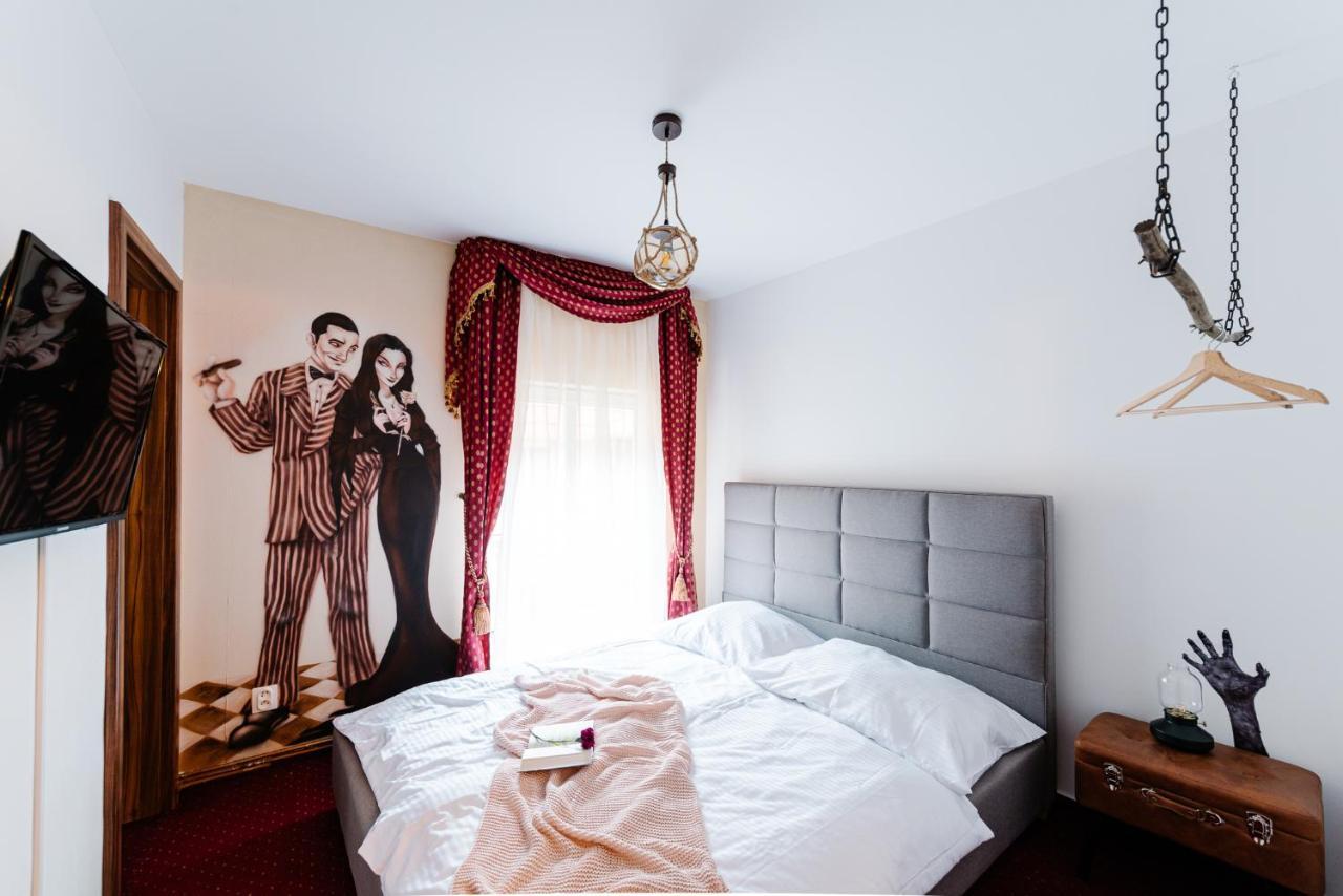 Petra Inn Apartments In Historical Palace Bratislava Dış mekan fotoğraf