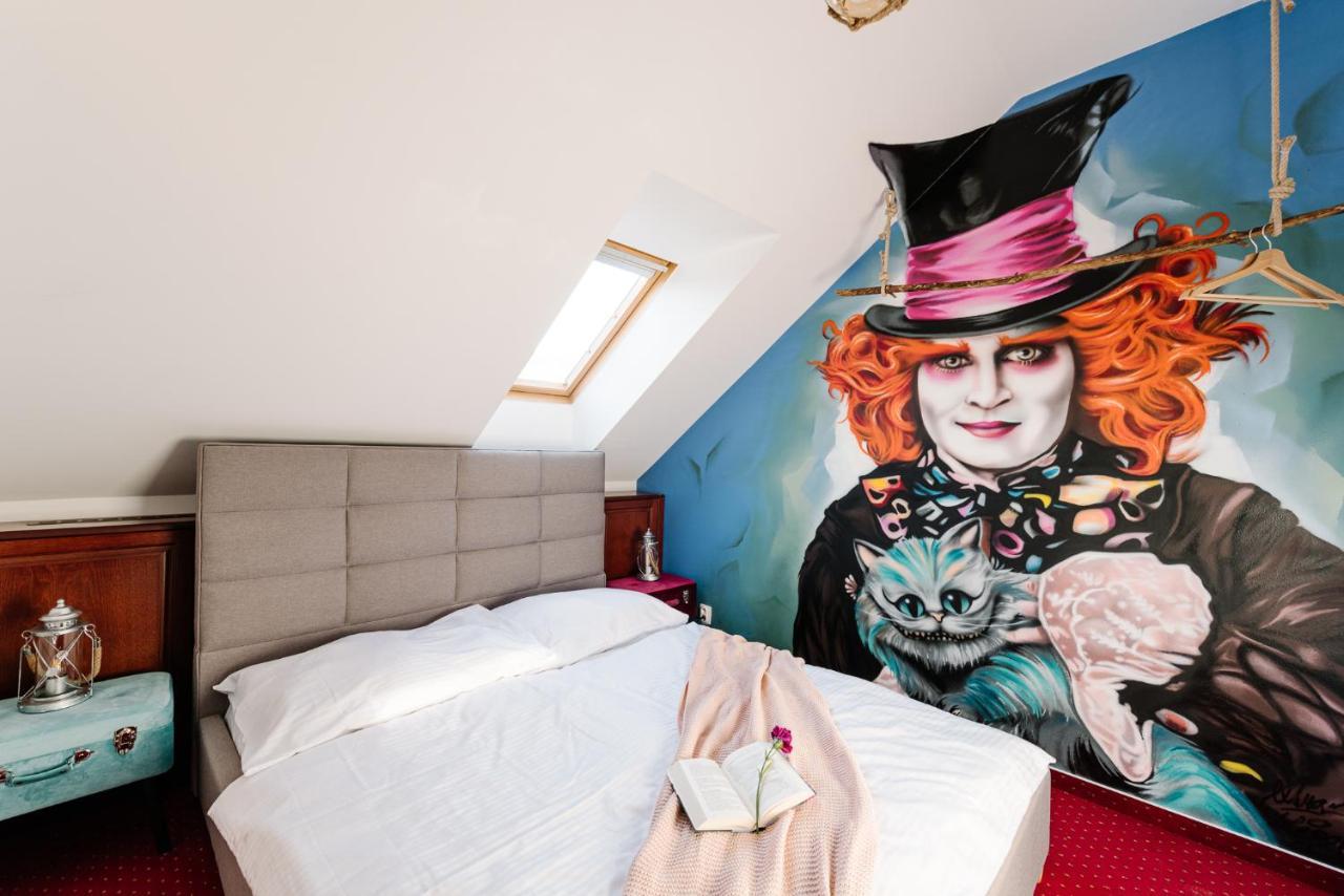 Petra Inn Apartments In Historical Palace Bratislava Dış mekan fotoğraf