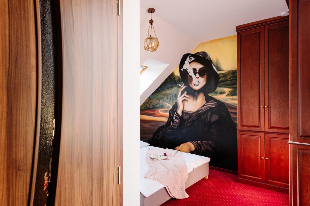 Petra Inn Apartments In Historical Palace Bratislava Dış mekan fotoğraf