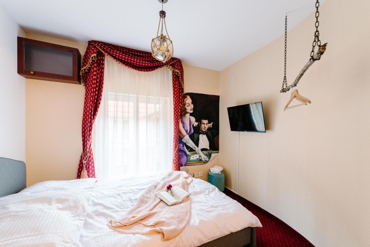 Petra Inn Apartments In Historical Palace Bratislava Dış mekan fotoğraf